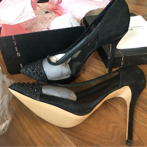 Steve Madden pumps with spikes - Picture 2 of 4